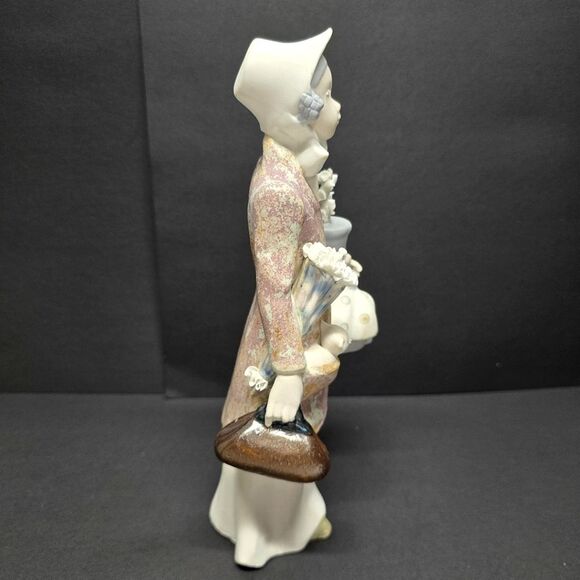 Vintage Ingles Valencia Spain Lady Veterinarian Porcelain Figurine with Cat - Picture 5 of 8